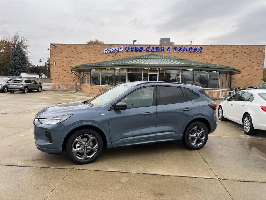 used 2023 Ford Escape car, priced at $26,995