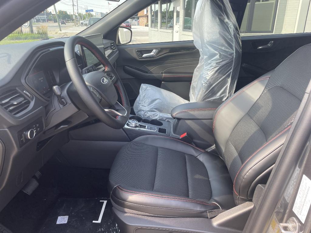 new 2025 Ford Escape car, priced at $34,058