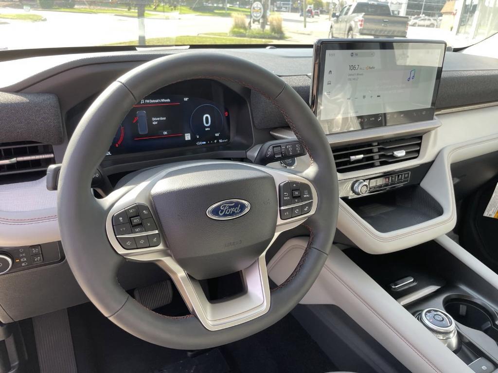 new 2025 Ford Explorer car, priced at $44,904