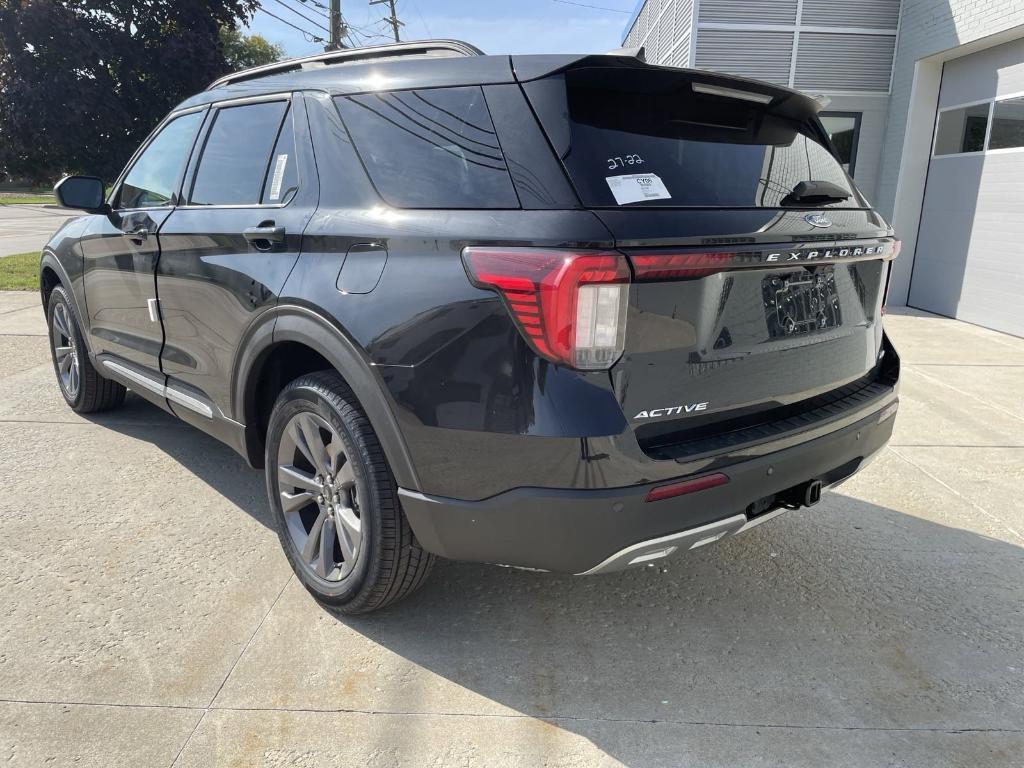 new 2025 Ford Explorer car, priced at $44,904