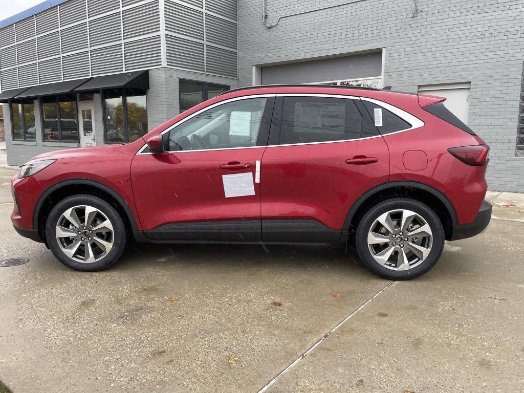 new 2025 Ford Escape car, priced at $38,850