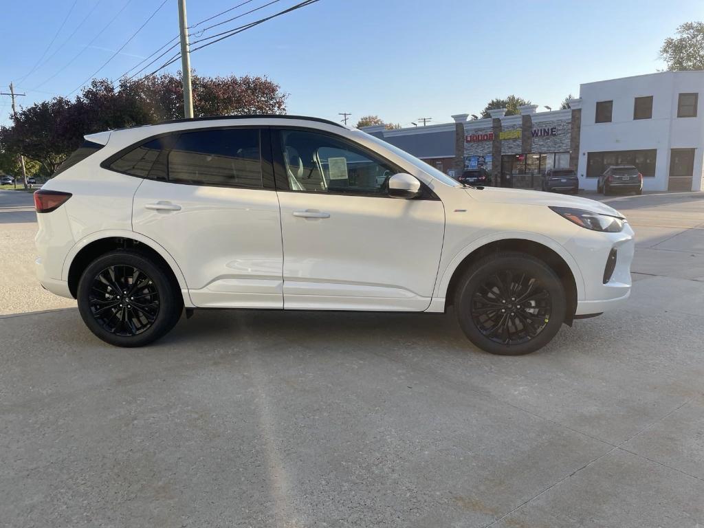 new 2025 Ford Escape car, priced at $37,187