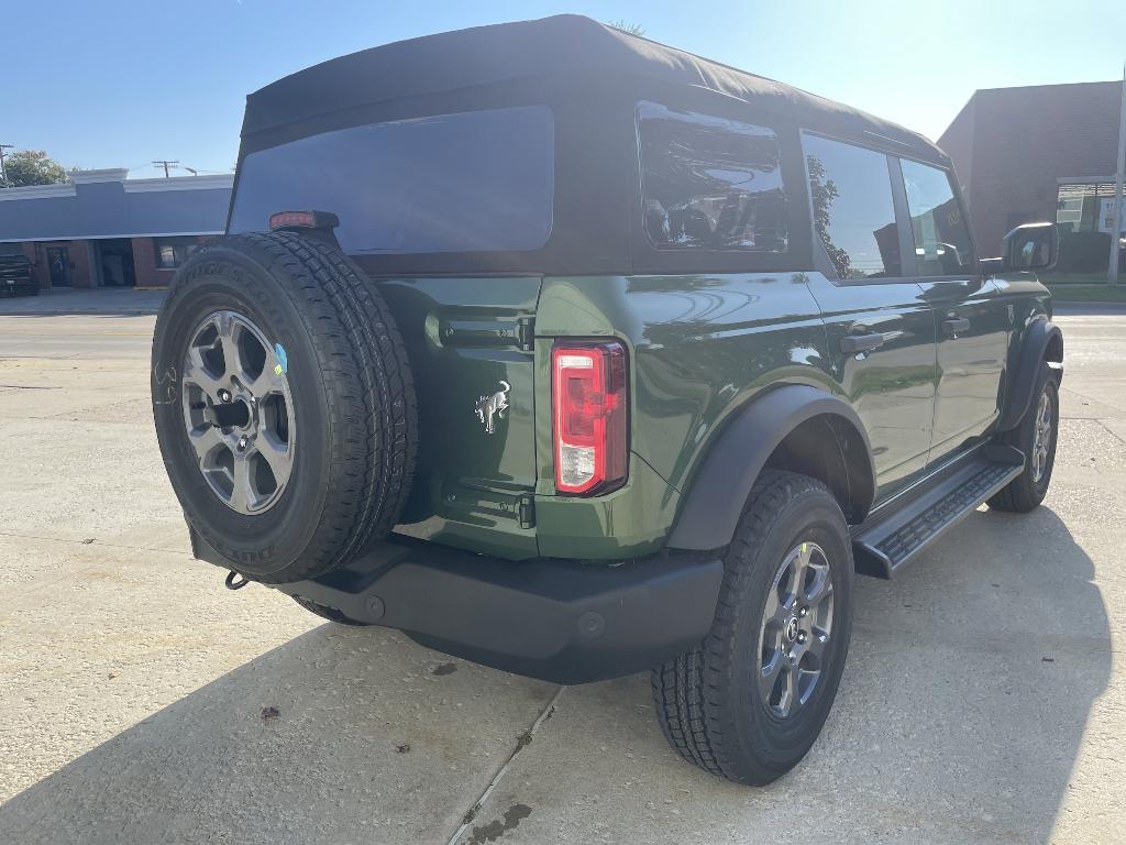 new 2025 Ford Bronco car, priced at $44,705
