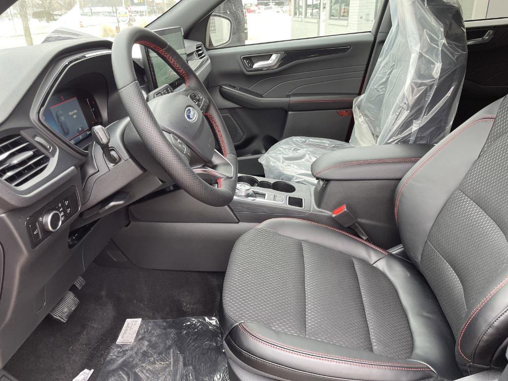new 2025 Ford Escape car, priced at $33,383
