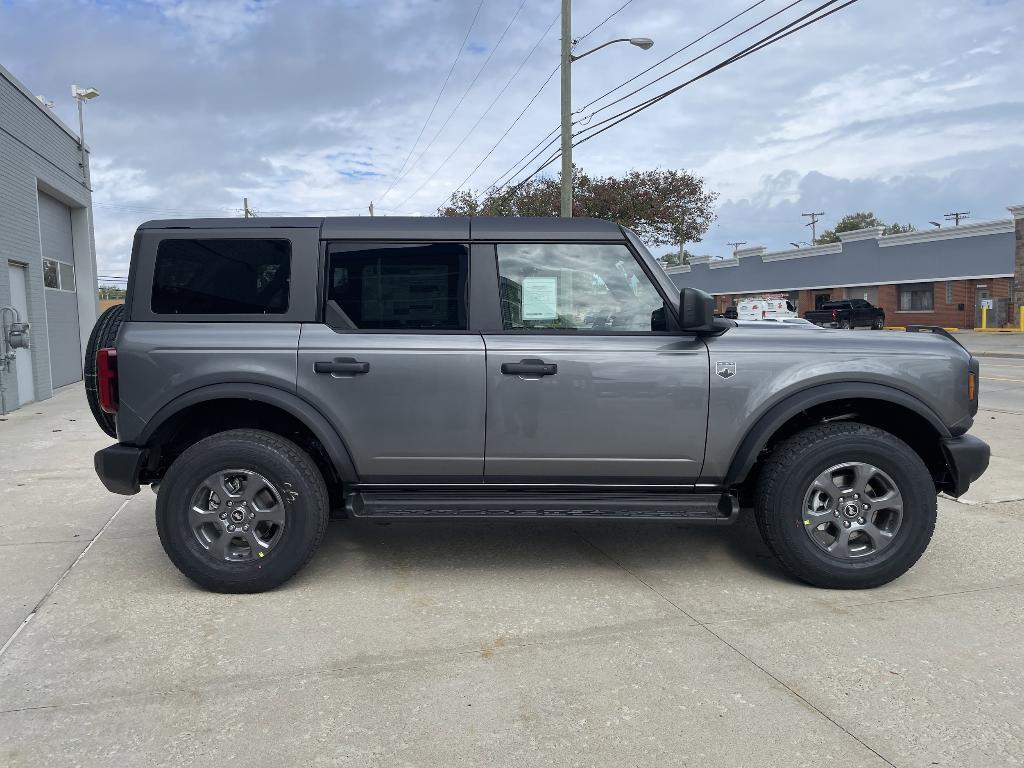 new 2025 Ford Bronco car, priced at $47,568