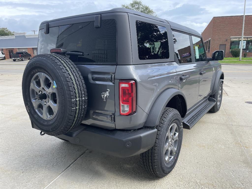 new 2025 Ford Bronco car, priced at $47,568