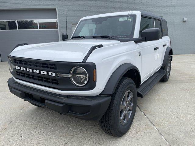 new 2025 Ford Bronco car, priced at $44,695