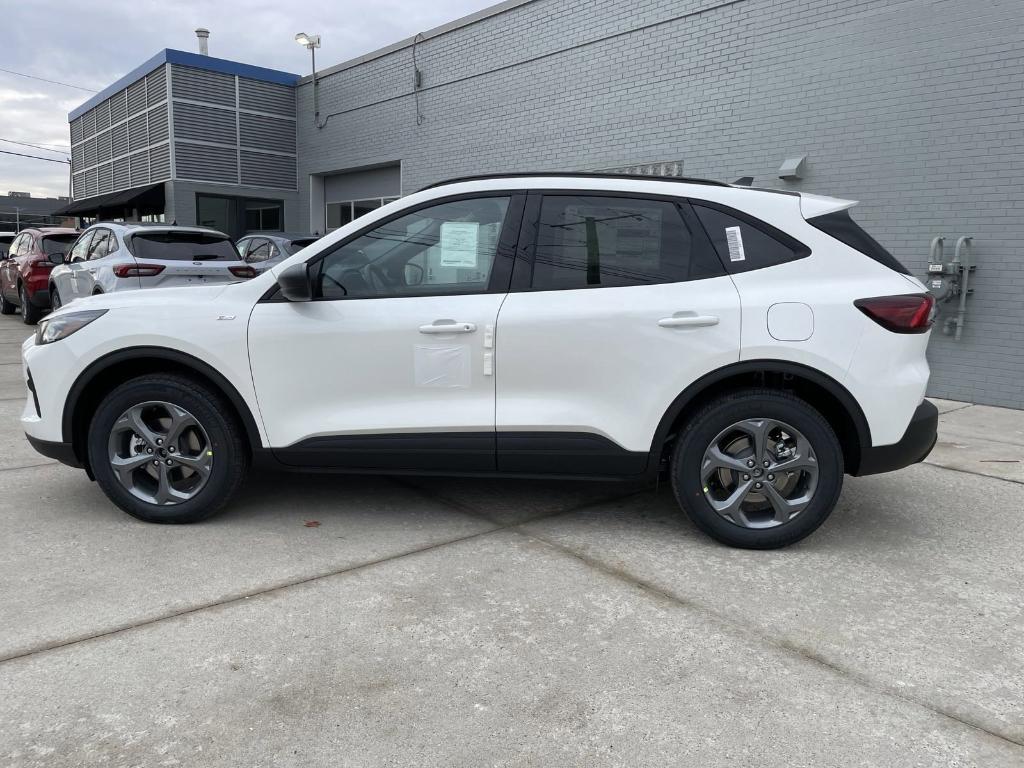 new 2025 Ford Escape car, priced at $33,832