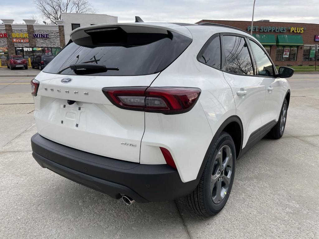 new 2025 Ford Escape car, priced at $33,832