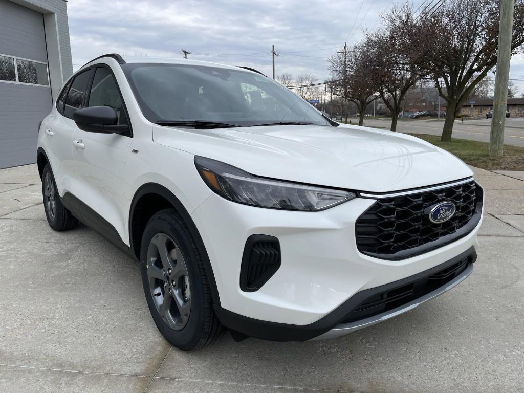 new 2025 Ford Escape car, priced at $33,832