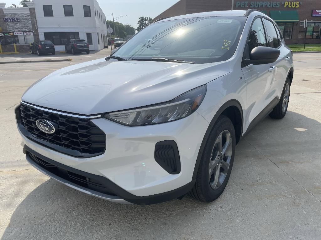 new 2025 Ford Escape car, priced at $34,058