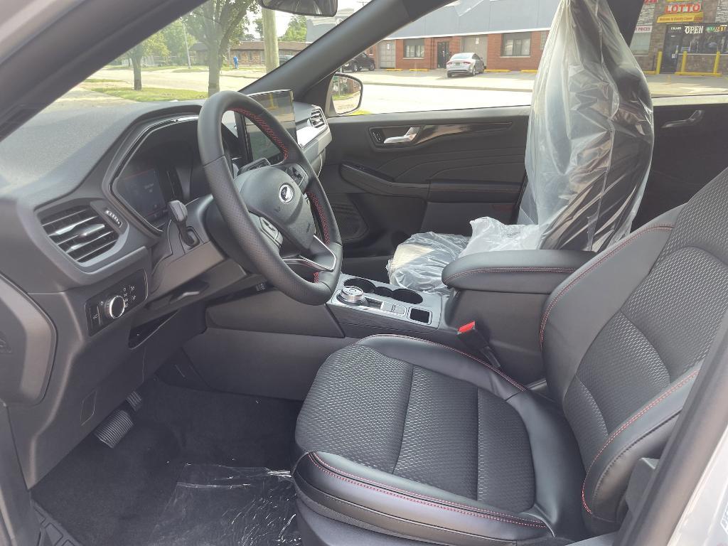 new 2025 Ford Escape car, priced at $34,058