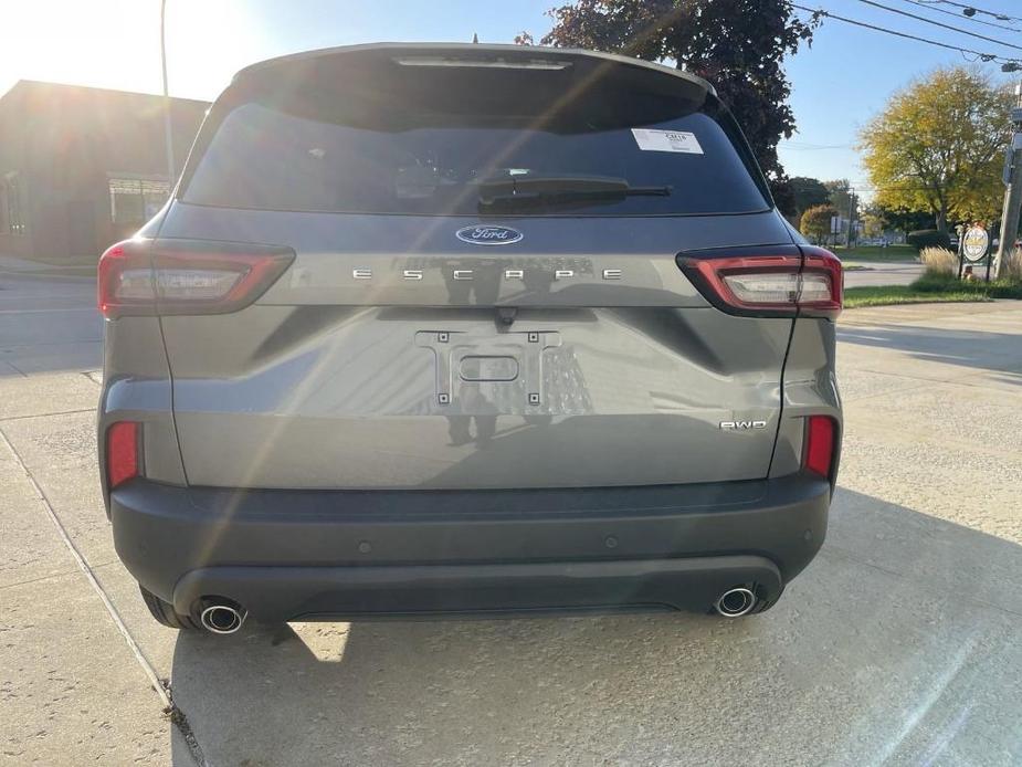 new 2025 Ford Escape car, priced at $32,706