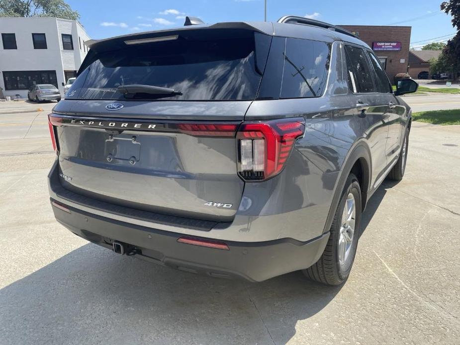 new 2025 Ford Explorer car, priced at $40,659