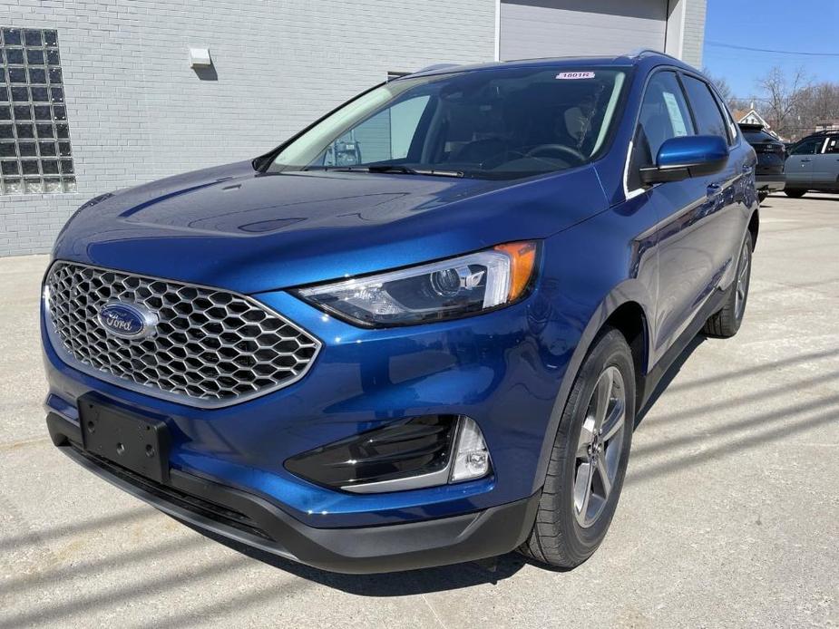 new 2024 Ford Edge car, priced at $41,432