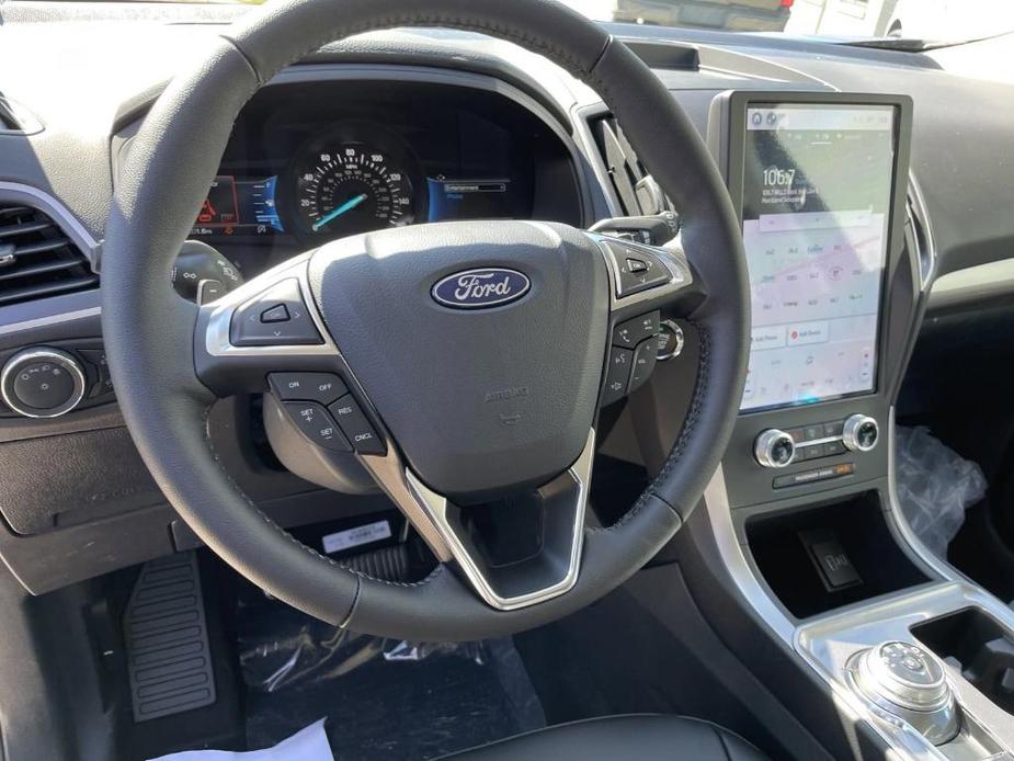 new 2024 Ford Edge car, priced at $41,432