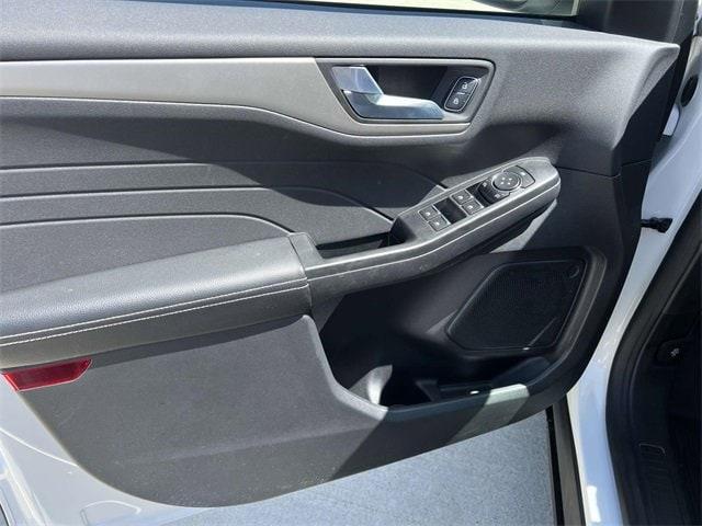used 2022 Ford Escape car, priced at $25,675