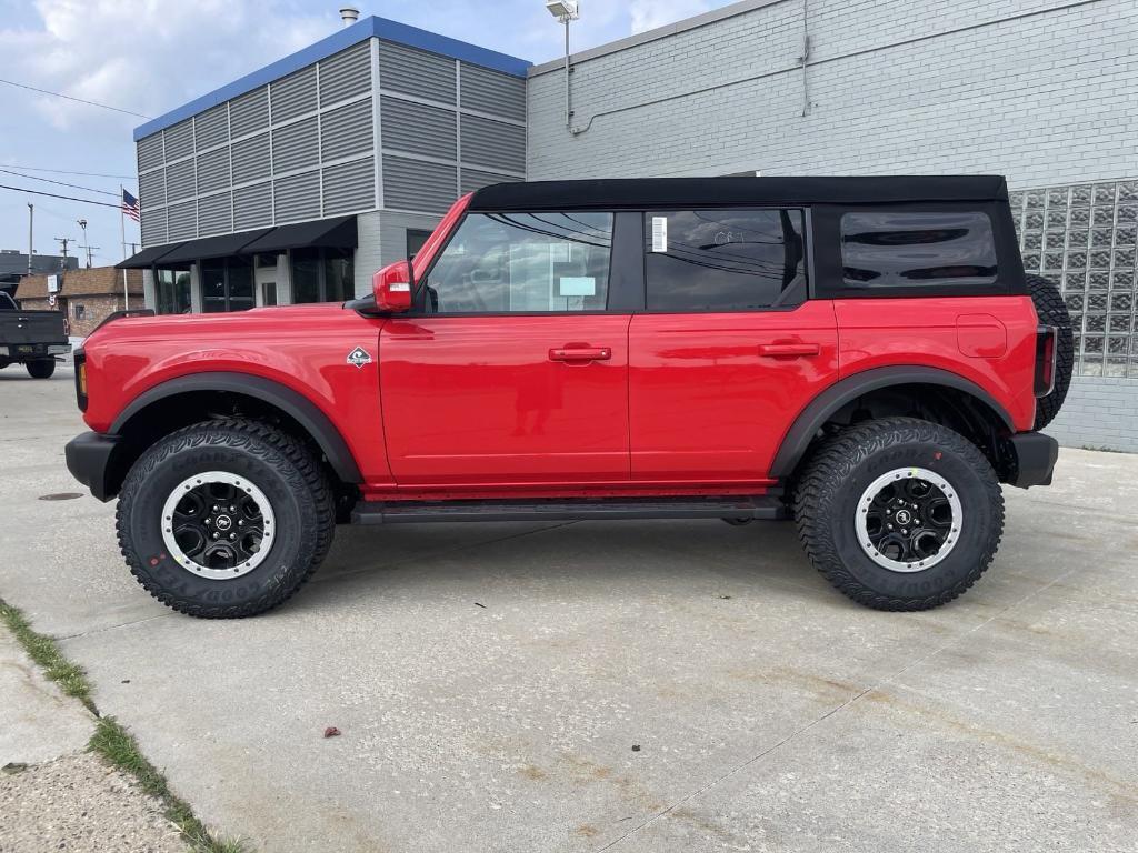 new 2024 Ford Bronco car, priced at $57,677