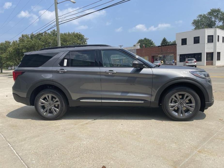 new 2025 Ford Explorer car, priced at $44,901