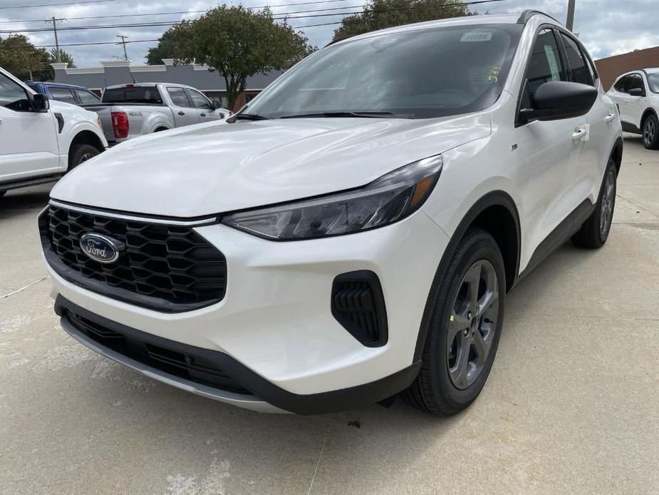 new 2025 Ford Escape car, priced at $33,720