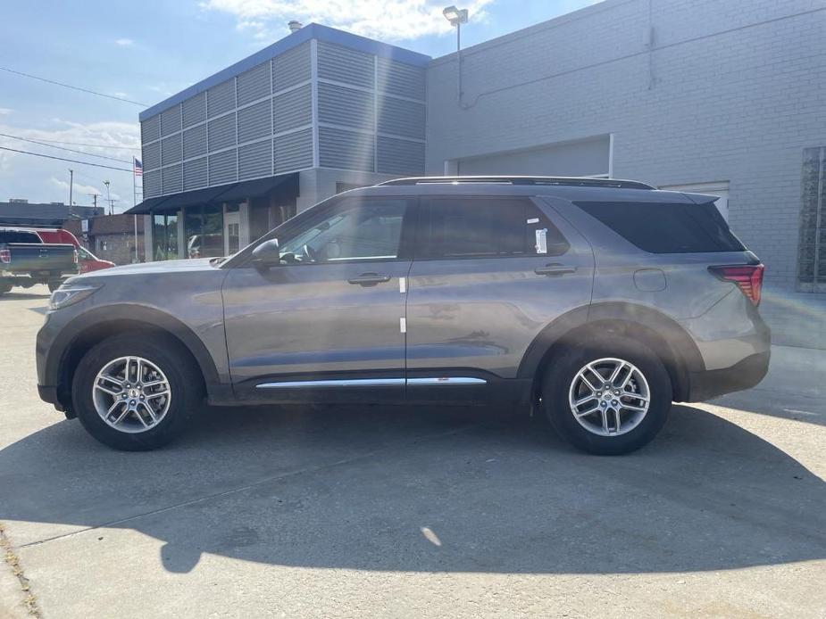 new 2025 Ford Explorer car, priced at $40,634