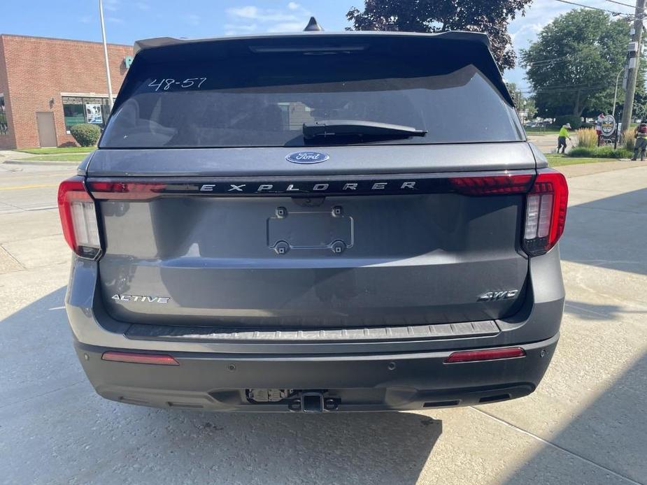 new 2025 Ford Explorer car, priced at $40,634