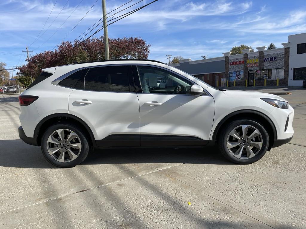 new 2025 Ford Escape car, priced at $39,299