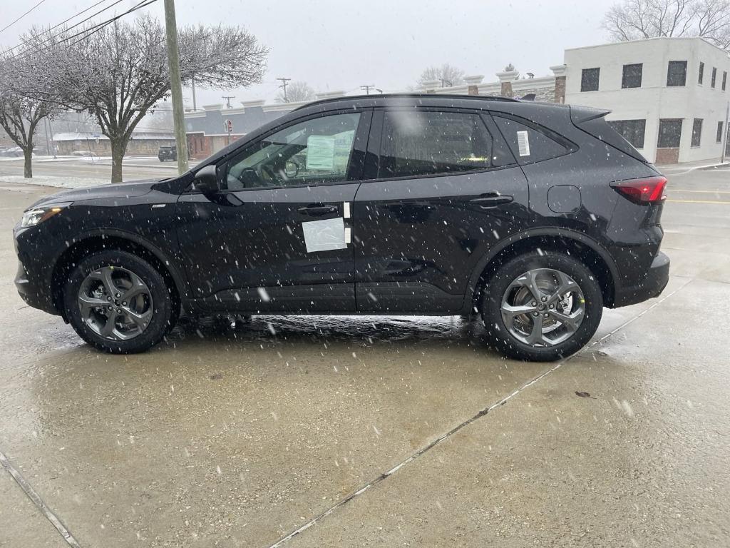 new 2025 Ford Escape car, priced at $32,939