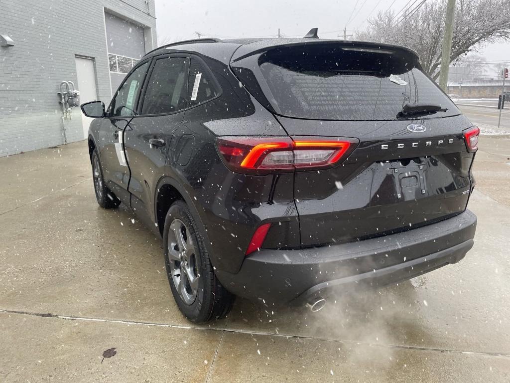 new 2025 Ford Escape car, priced at $32,939