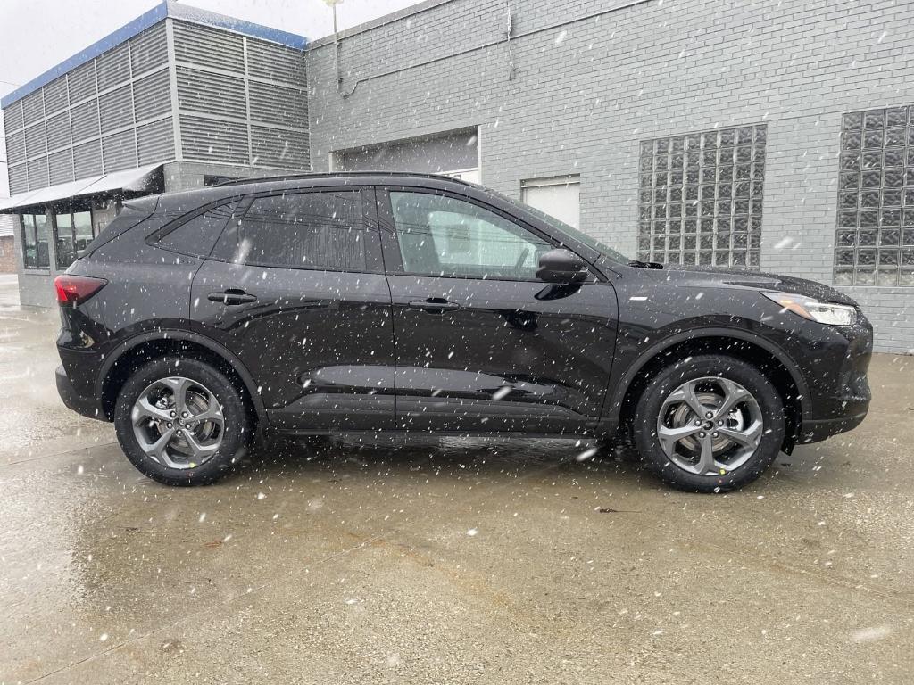 new 2025 Ford Escape car, priced at $32,939