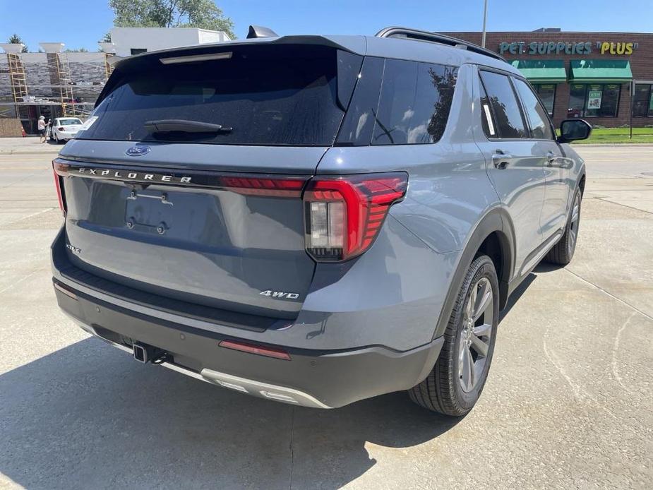 new 2025 Ford Explorer car, priced at $45,348