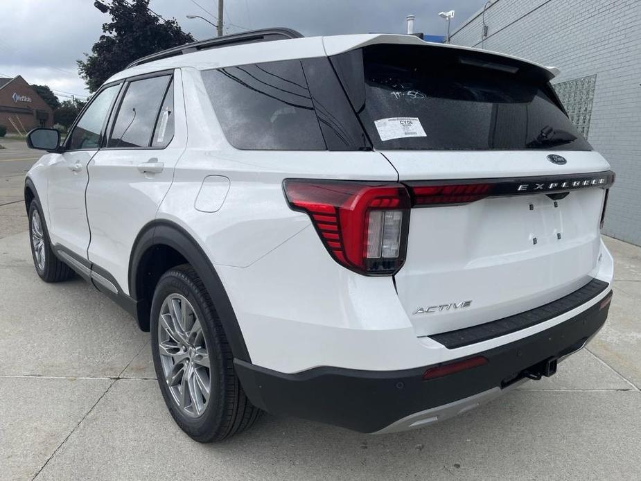 new 2025 Ford Explorer car, priced at $45,614