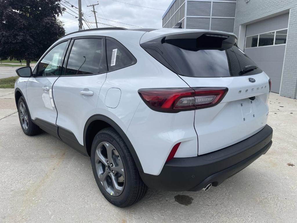 new 2025 Ford Escape car, priced at $32,706