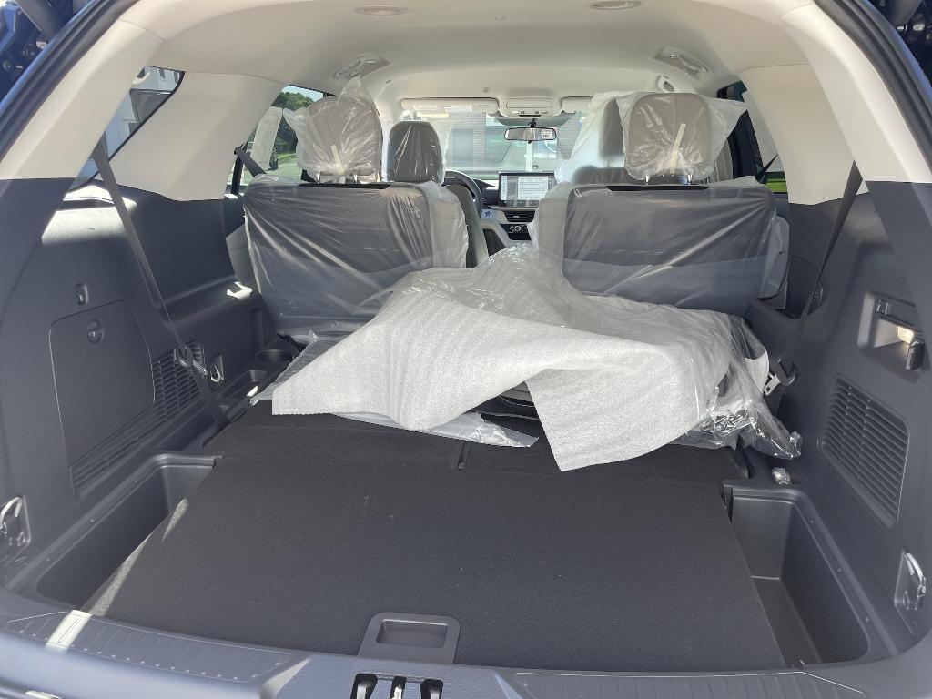 new 2025 Ford Explorer car, priced at $45,871