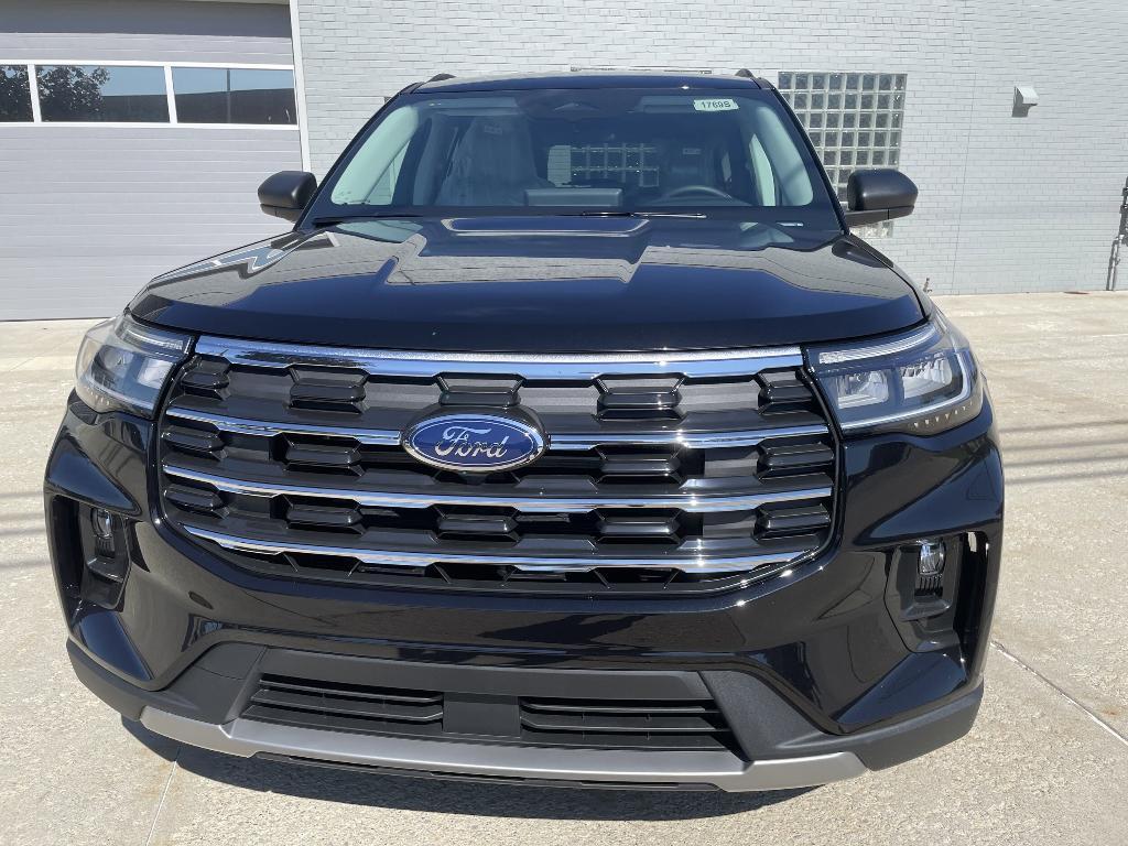 new 2025 Ford Explorer car, priced at $45,871