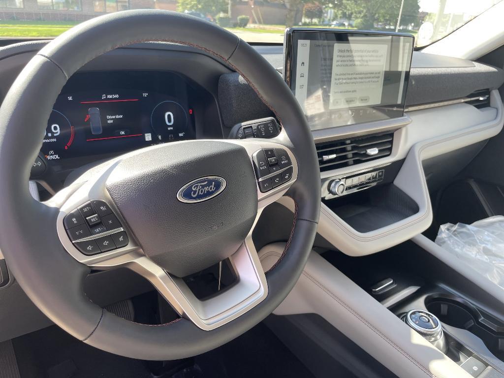 new 2025 Ford Explorer car, priced at $45,871