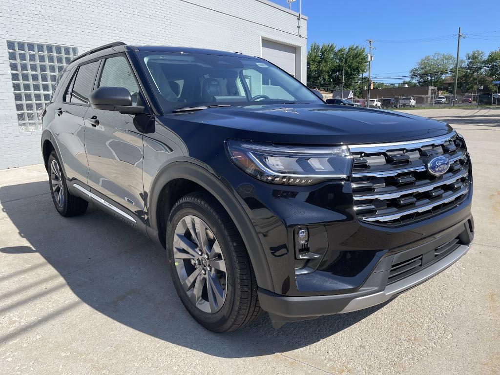 new 2025 Ford Explorer car, priced at $45,871