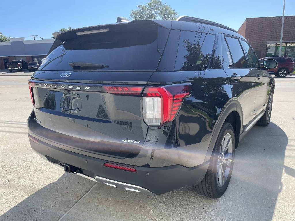 new 2025 Ford Explorer car, priced at $45,871