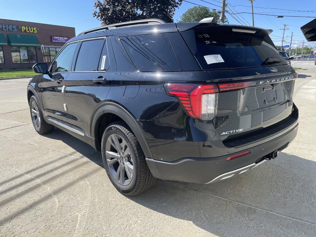 new 2025 Ford Explorer car, priced at $45,871