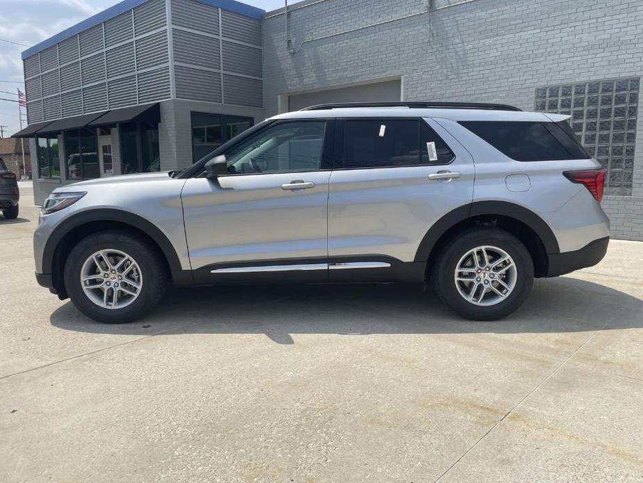 new 2025 Ford Explorer car, priced at $40,656