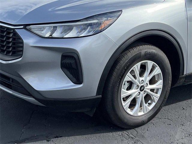 used 2023 Ford Escape car, priced at $25,500