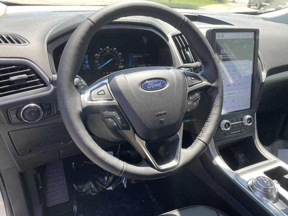 new 2024 Ford Edge car, priced at $40,247