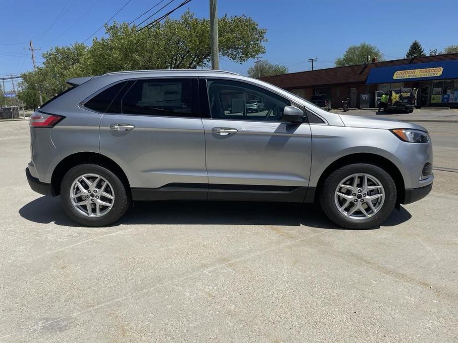 new 2024 Ford Edge car, priced at $40,247