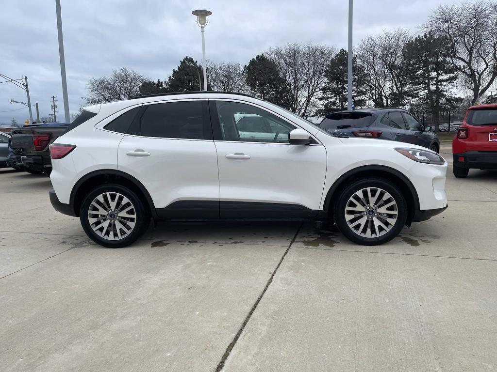 used 2022 Ford Escape car, priced at $28,495