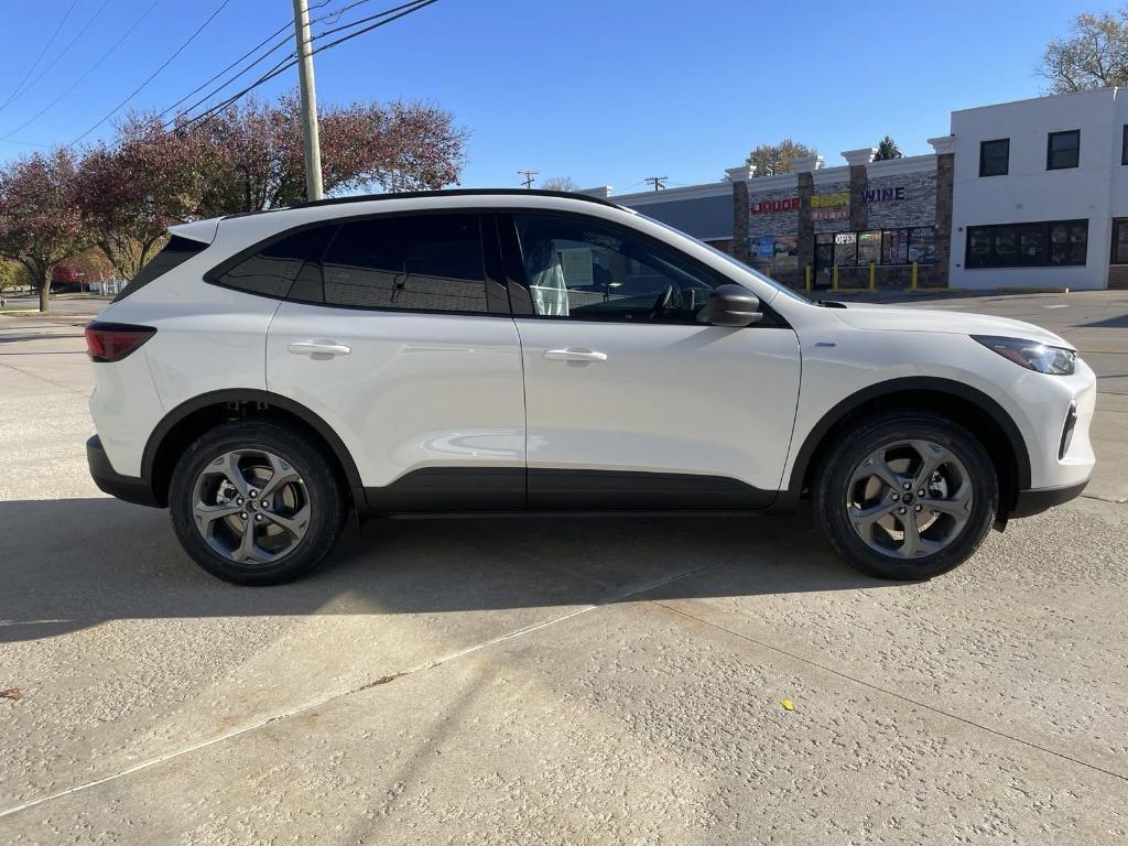 new 2025 Ford Escape car, priced at $33,832