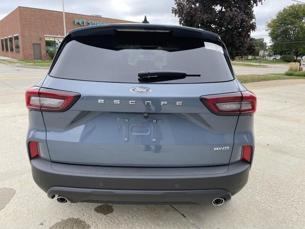 new 2025 Ford Escape car, priced at $32,706