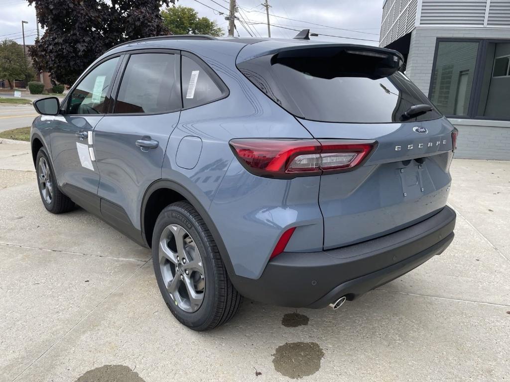 new 2025 Ford Escape car, priced at $32,706