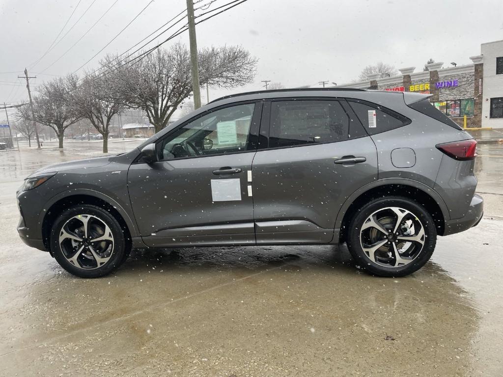 new 2025 Ford Escape car, priced at $37,925