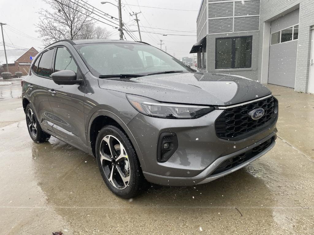 new 2025 Ford Escape car, priced at $37,925