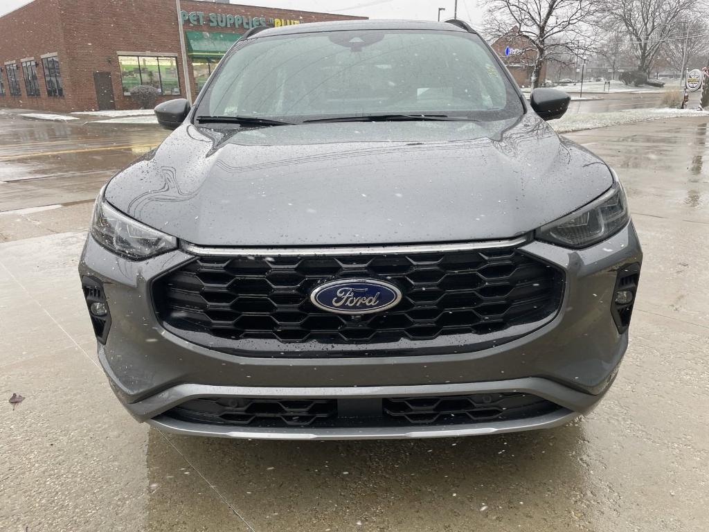 new 2025 Ford Escape car, priced at $37,925